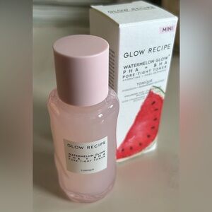 Glow Recipe Watermelon Glow Toner with Pink Hue